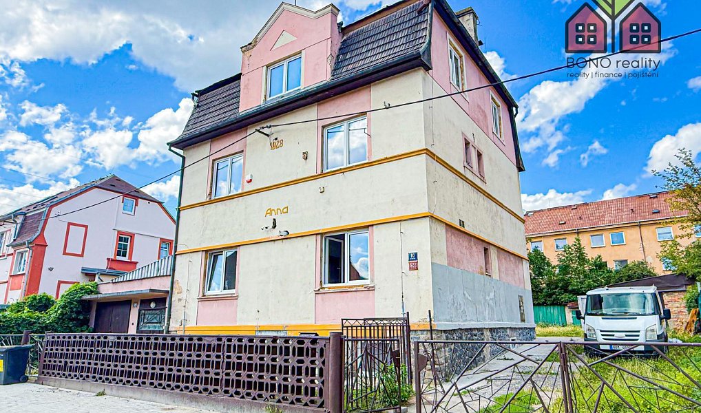 Pronájem bytu 3+1 69 m², Trmice – náhled fotky 4