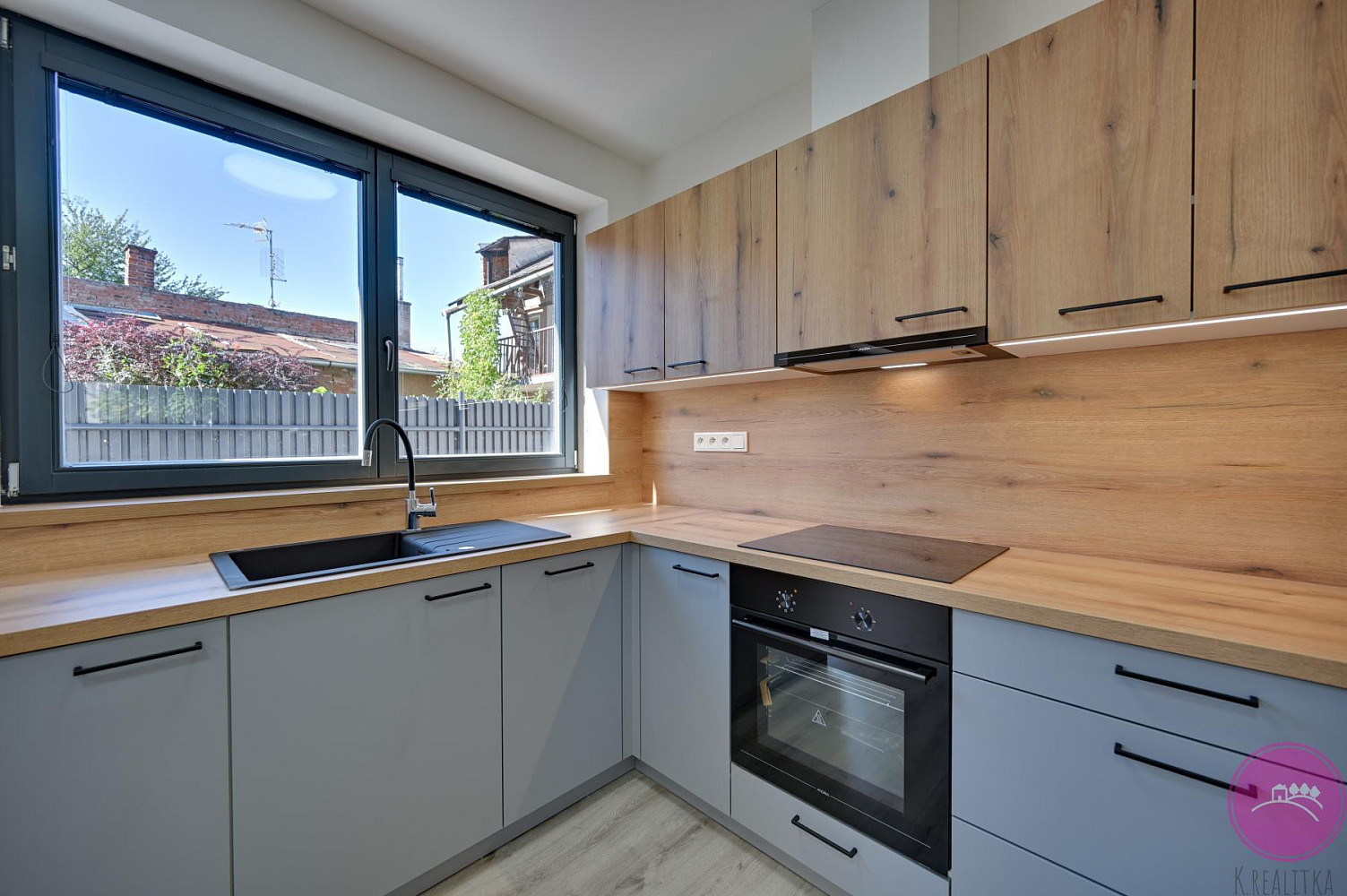 Pronájem bytu 3+kk 61 m²
