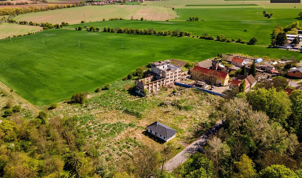 Prodej domu 100 m² s pozemkem 8 827 m², Liběšice – náhled fotky 8