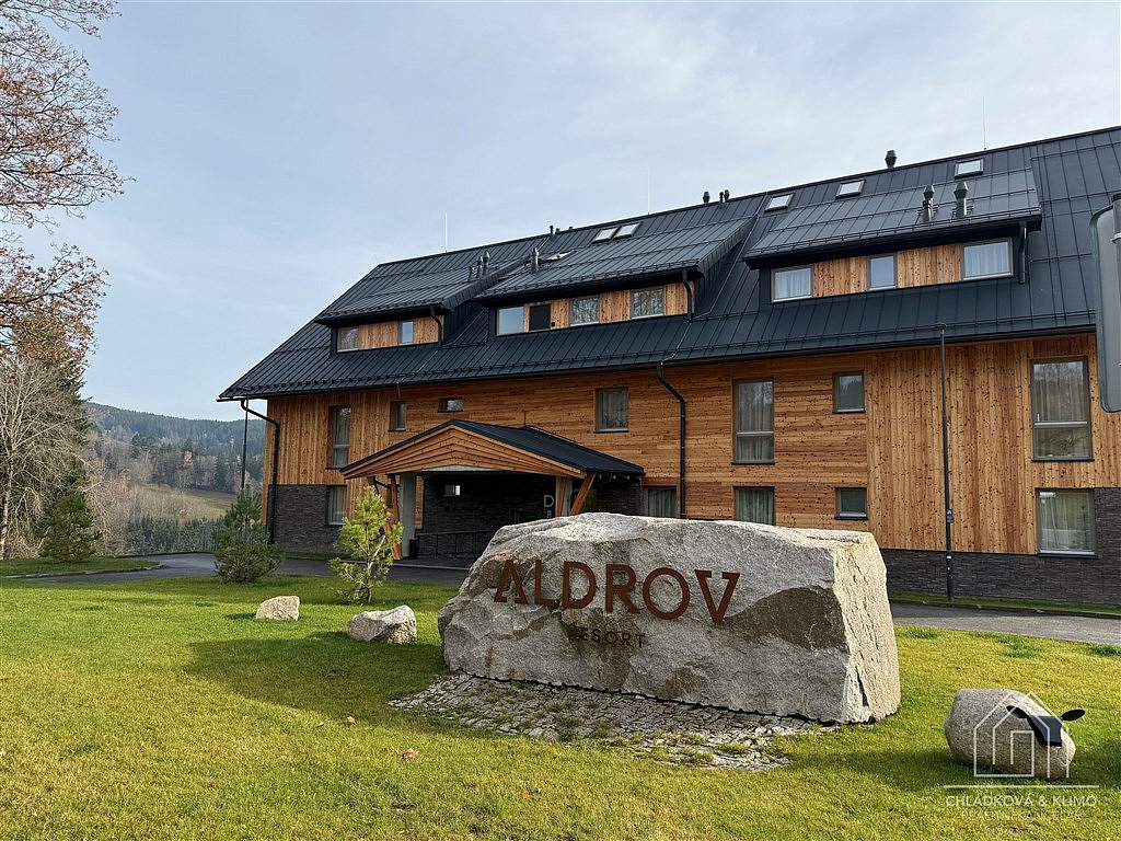 Prodej komerčního objektu (jiného typu) 96 m² — photo 2