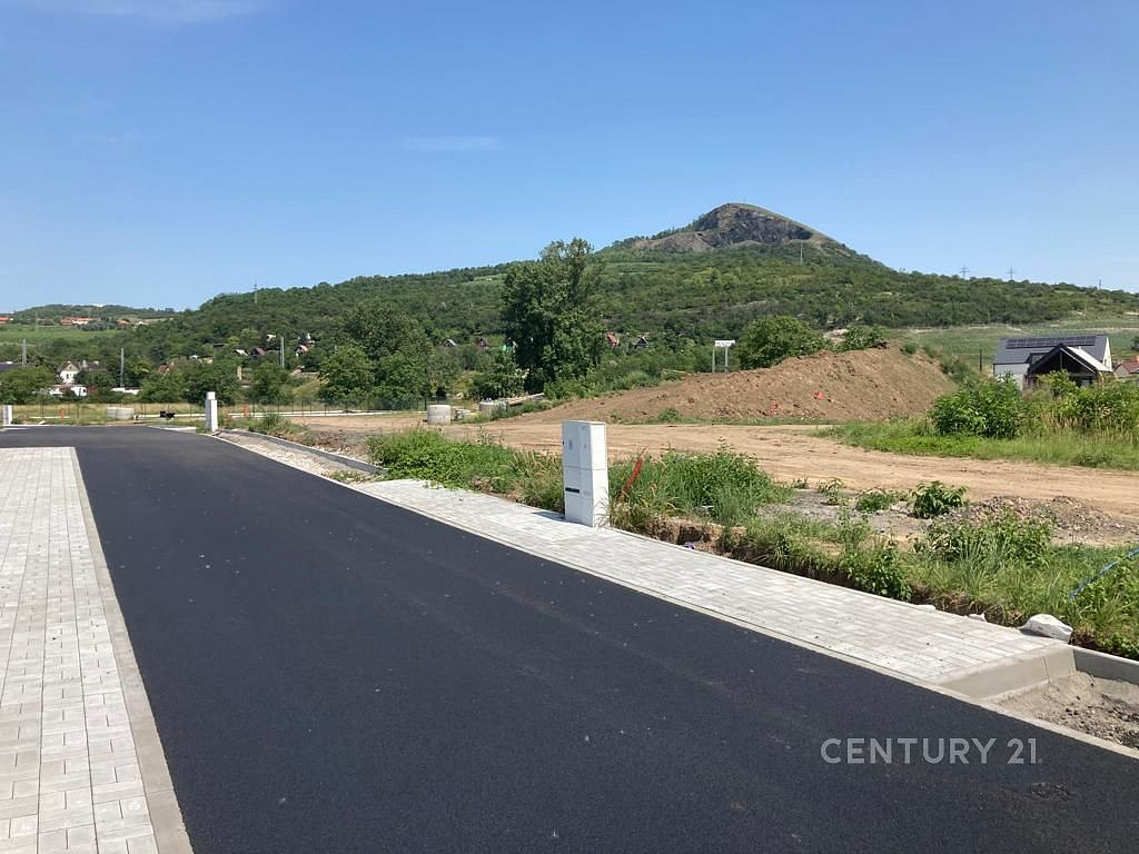 Prodej stavebního pozemku 1 082 m² – fotografie 2