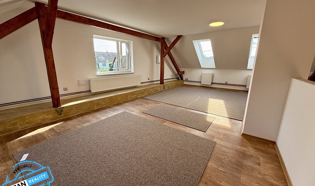 Pronájem bytu 2+kk 105 m², Opava – náhled fotky 4