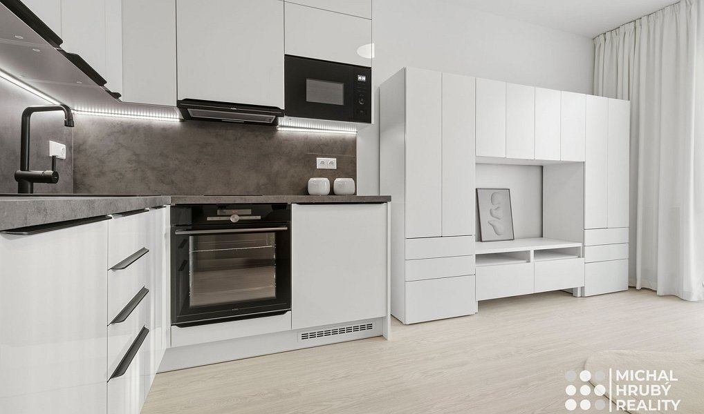 Prodej bytu 1+kk 28 m², Ostrava – náhled fotky 6