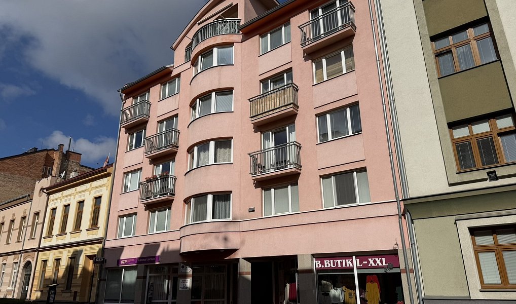 Prodej bytu 4+kk 95 m², Pardubice – náhled fotky 2