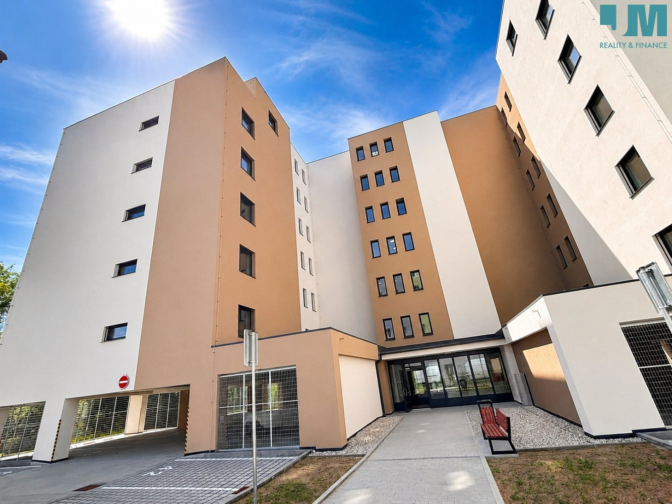 Pronájem bytu 3+kk 86 m²