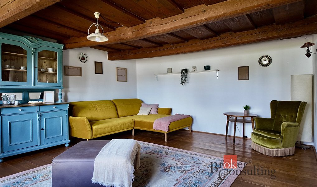 Prodej domu 140 m² s pozemkem 2 166 m², Štítary – náhled fotky 9