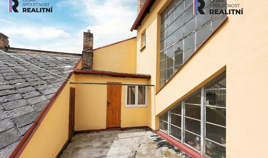 Prodej nájemního domu, činžáku 1 081 m², Pelhřimov – náhled fotky 11