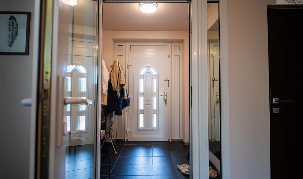 Prodej domu 116 m² s pozemkem 1 115 m², Jirkov – náhled fotky 2