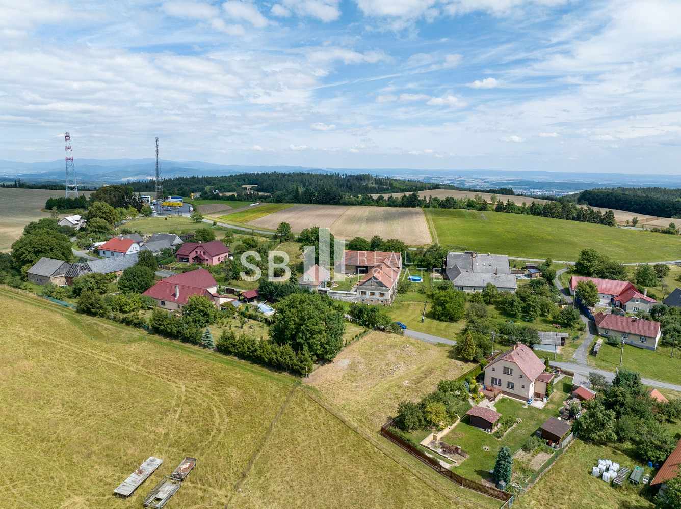 Prodej stavebního pozemku 1 092 m² – pohled 5