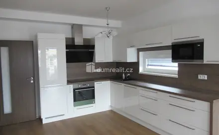 Pronájem bytu 2+kk 57 m², Makedonská, Praha 9 - Střížkov