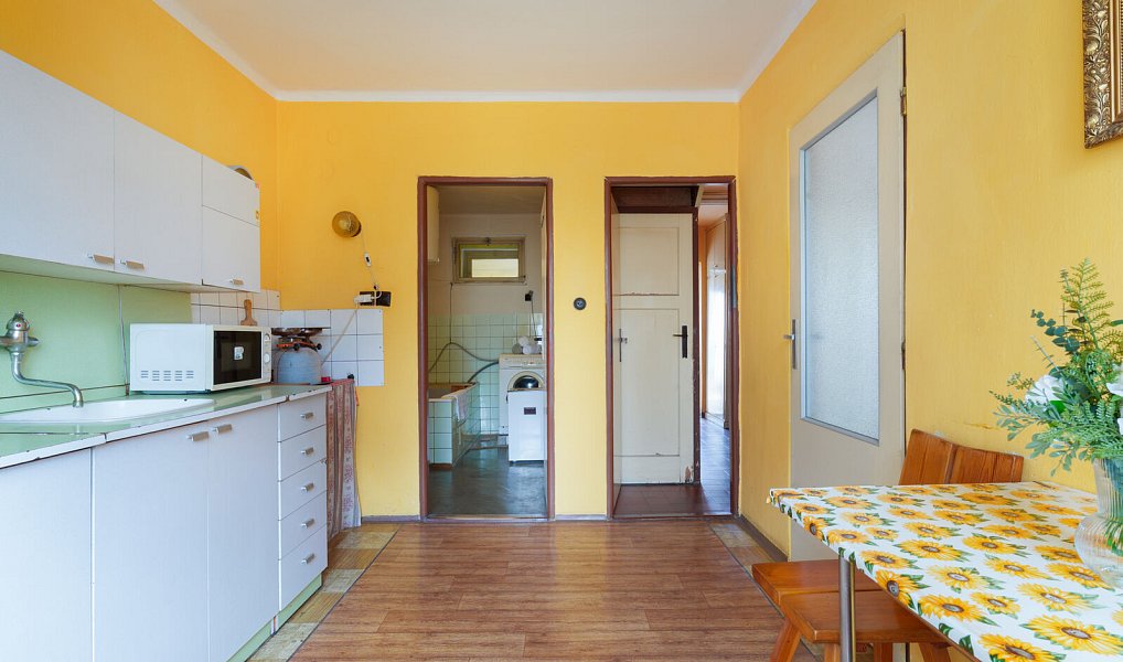 Prodej domu 77 m² s pozemkem 1 057 m², Zeleneč – náhled fotky 6