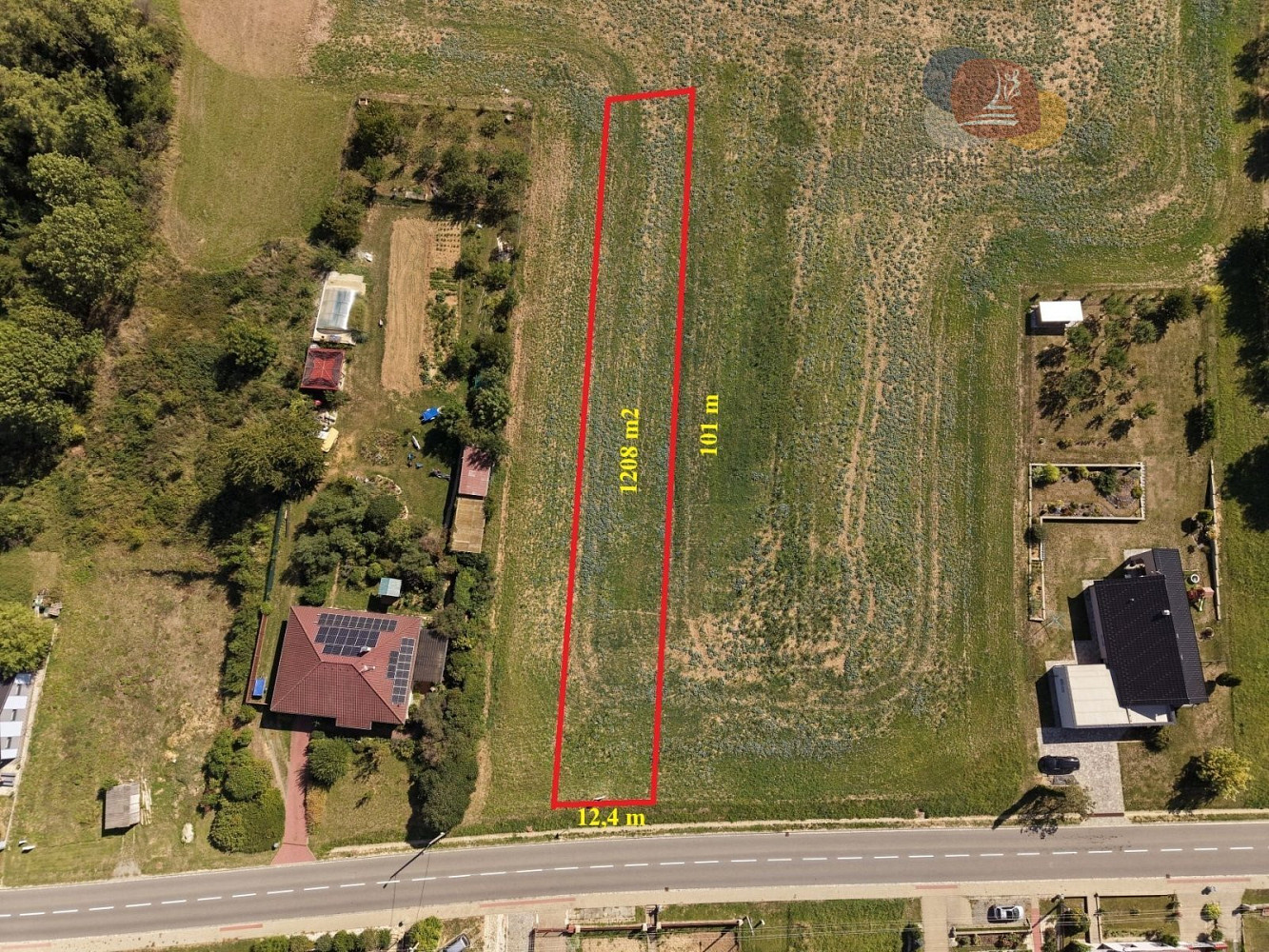 Prodej stavebního pozemku 1 208 m²