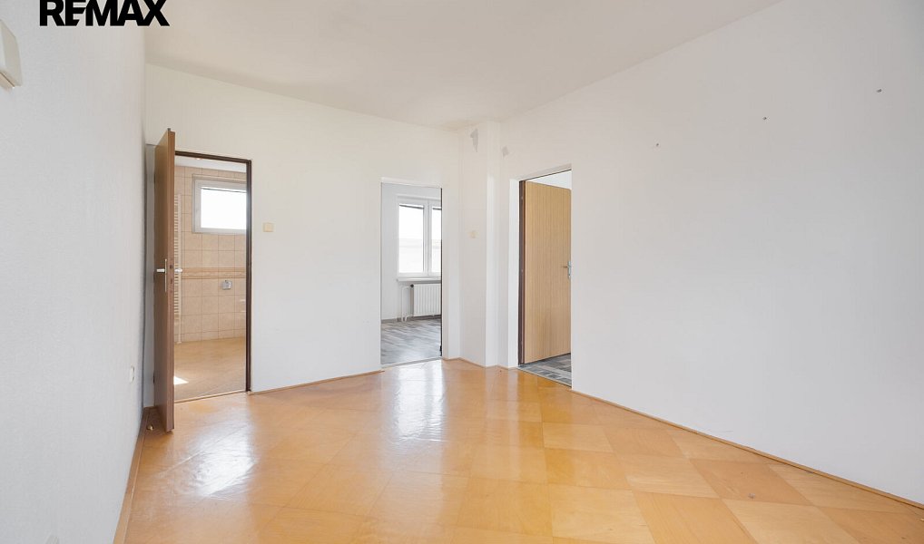 Prodej domu 240 m² s pozemkem 297 m², Hlučín – náhled fotky 18