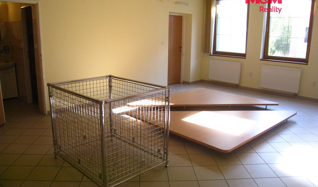 Prodej domu 900 m² s pozemkem 345 m², Frenštát pod Radhoštěm – náhled fotky 16