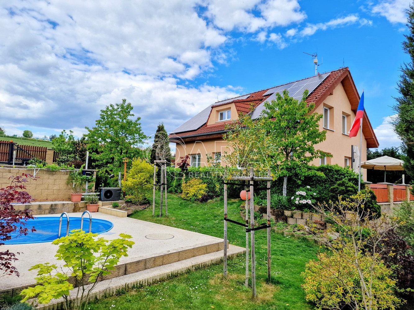 Prodej domu 140 m² s pozemkem 733 m² – fotografie 4