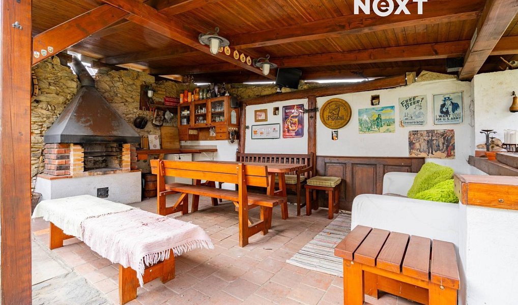 Prodej domu 560 m² s pozemkem 3 596 m², Chrášťany – náhled fotky 17