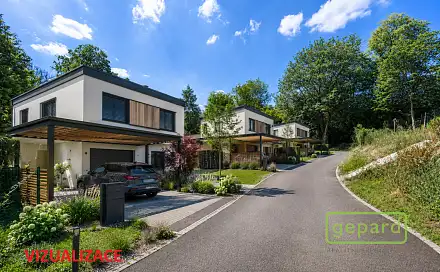 Prodej stavebního pozemku 4 855 m², Praha 10