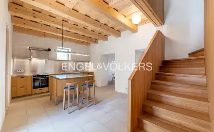 Pronájem bytu 4+1 156 m², Praha 6 - Střešovice