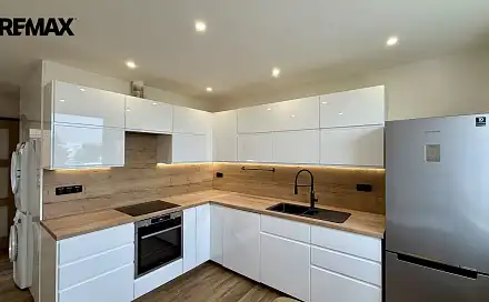 Pronájem bytu 3+1 72 m², U Splavu, Břeclav