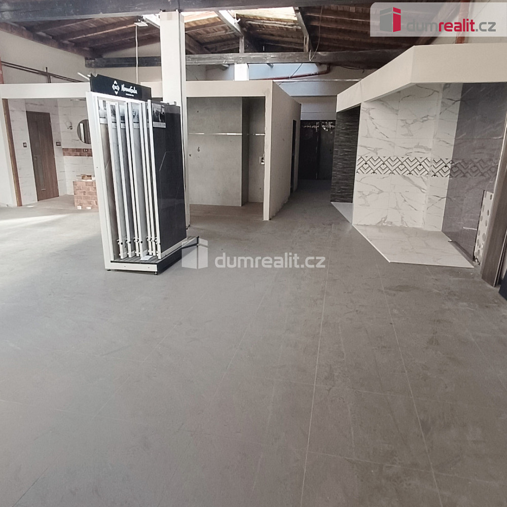 Prodej výrobních prostor 1 300 m² — photo 5