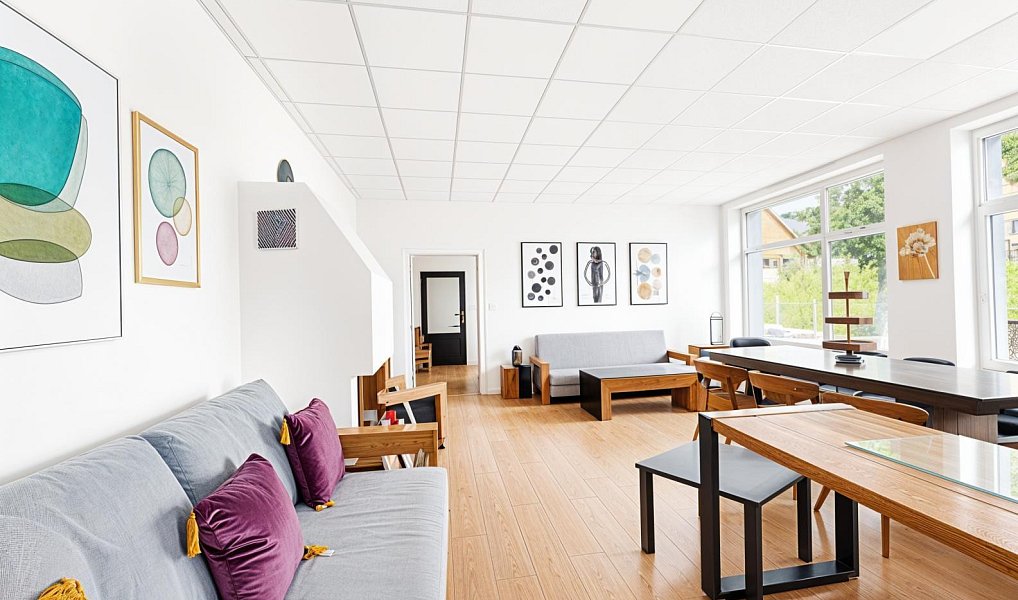 Prodej výrobních prostor 1 020 m², Mrač – náhled fotky 2