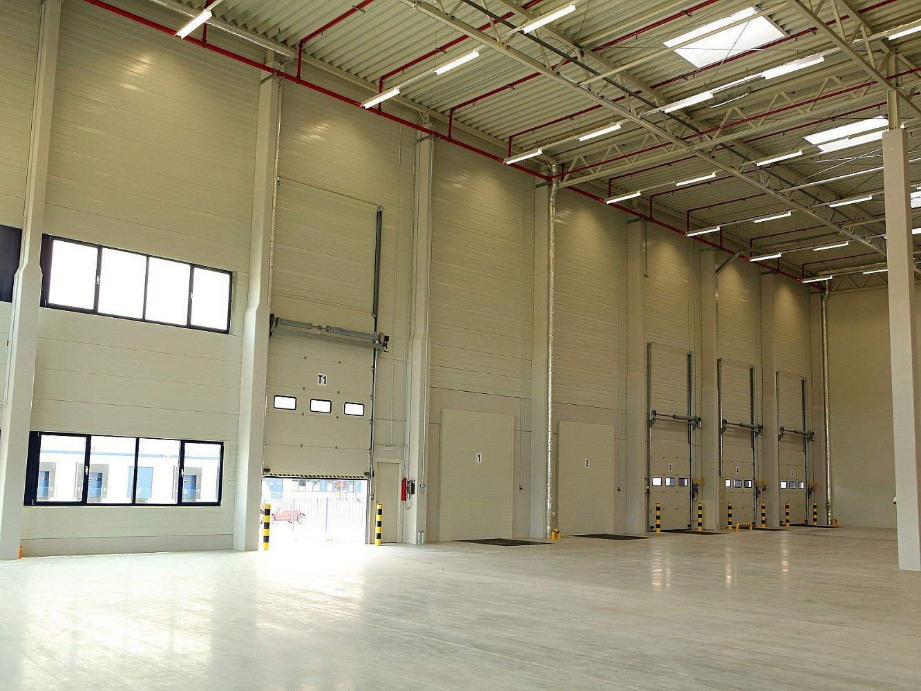 Pronájem skladovacích prostor 7 000 m² — photo 3