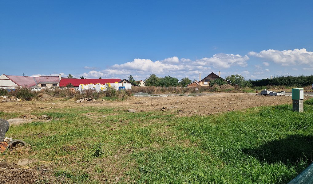 Prodej stavebního pozemku 547 m², Kožušany-Tážaly – náhled fotky 5