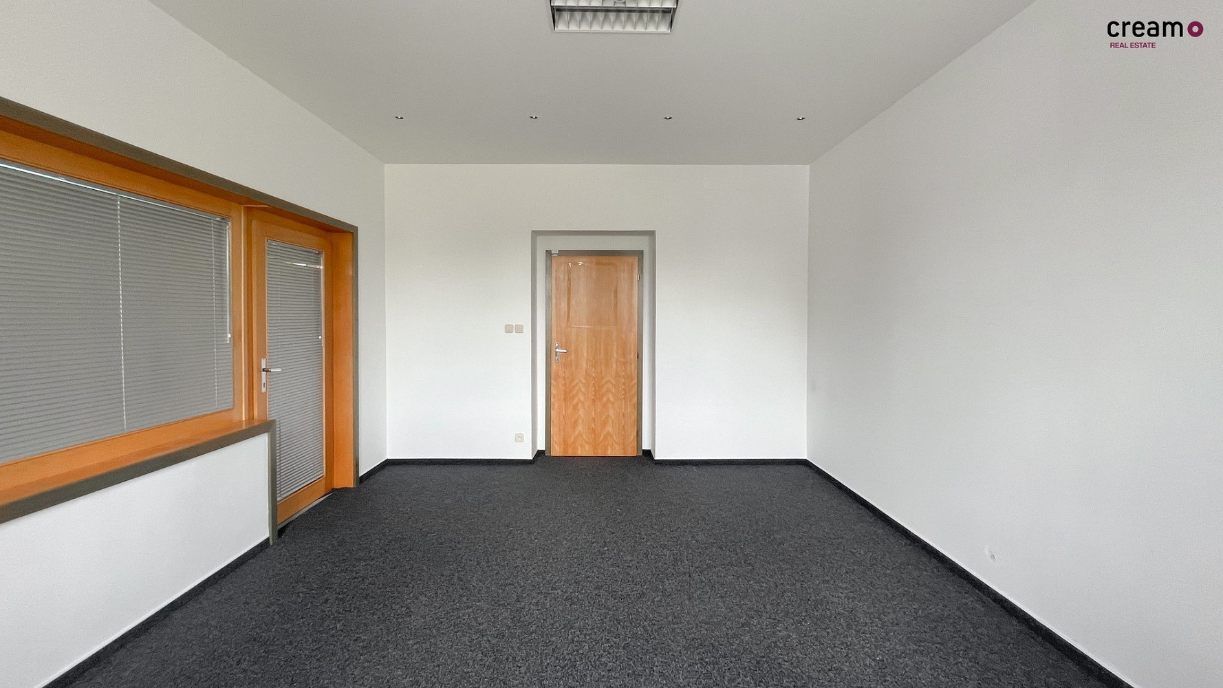 Pronájem kanceláře 21 m² — photo 5