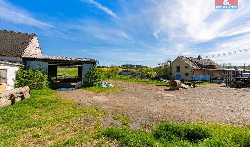 Prodej zemědělského objektu 4 026 m², Černovice – náhled fotky 3