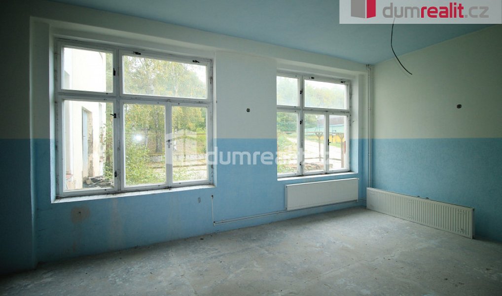 Prodej nájemního domu, činžáku 2 000 m², Aš – náhled fotky 11