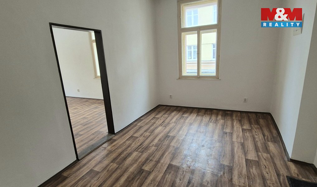 Pronájem kanceláře 41 m², Kladno – náhled fotky 7