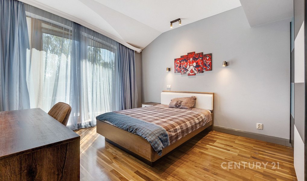 Prodej domu 425 m² s pozemkem 1 675 m², Praha – náhled fotky 18