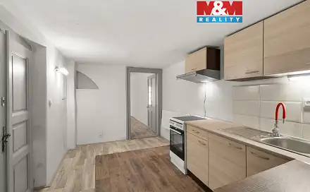 Pronájem bytu 1+1 35 m²