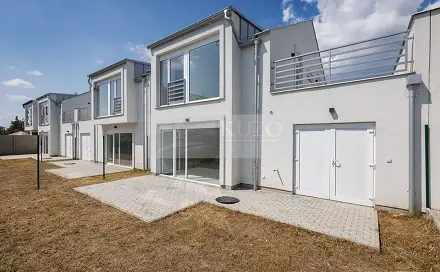 Prodej domu 166 m² s pozemkem 99 m², Láskov, Mladá Boleslav - Debř