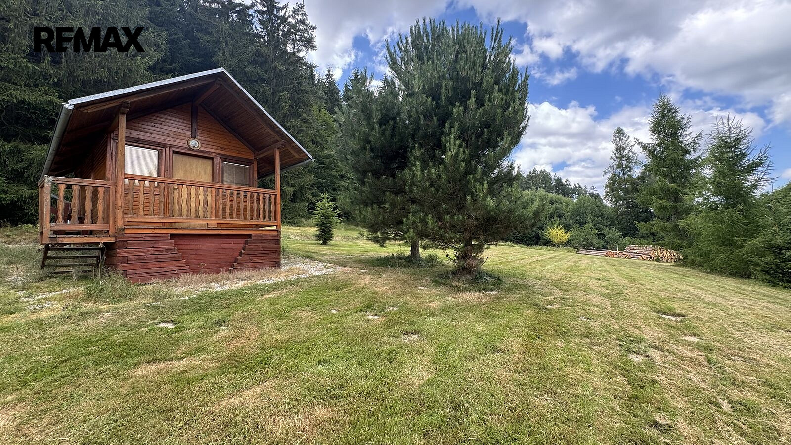 Prodej stavebního pozemku 670 m² – fotografie 3