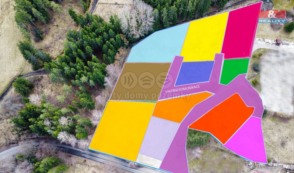 Prodej stavebního pozemku 8 500 m², Pila – náhled fotky 7