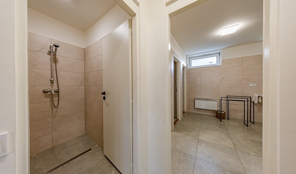 Prodej ubytovacího objektu 146 m², Bzenec – náhled fotky 24