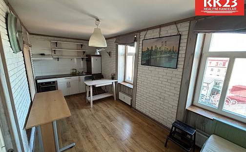 Pronájem bytu 1+kk 28 m², Hlavní třída, Mariánské Lázně, okres Cheb