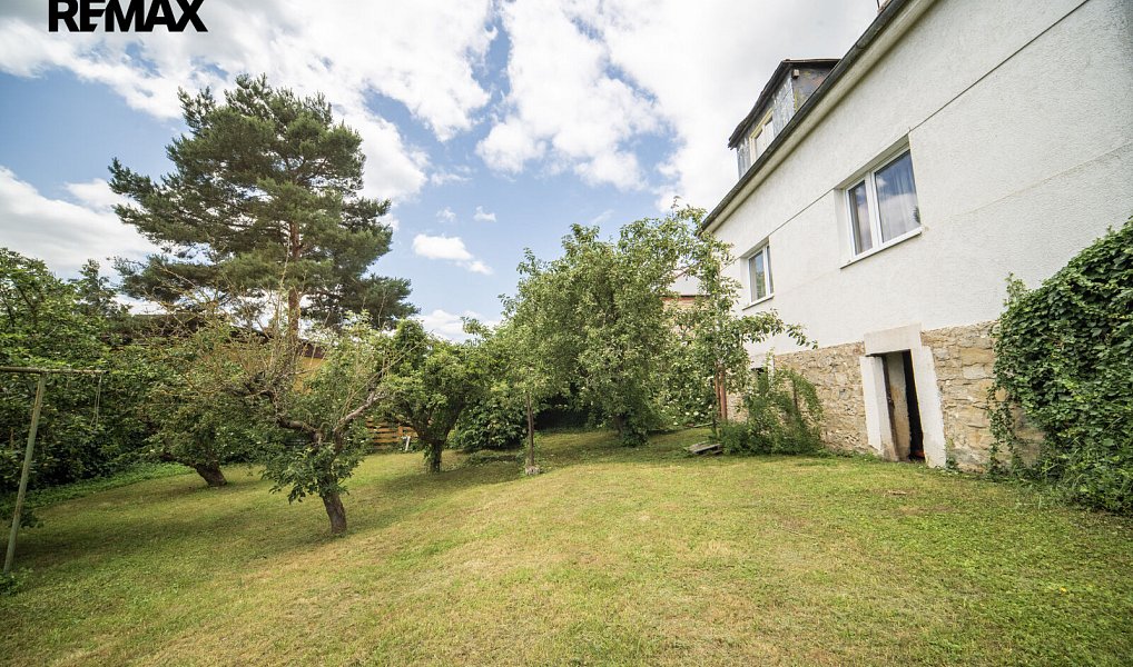 Prodej domu 150 m² s pozemkem 705 m², Praha – náhled fotky 3
