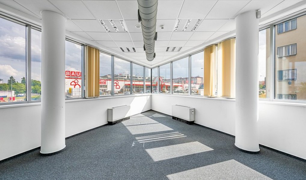 Pronájem kanceláře 974 m², Praha – náhled fotky 6