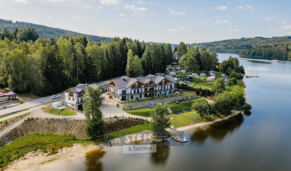 Pronájem bytu 2+kk 58 m², Frymburk – náhled fotky 2