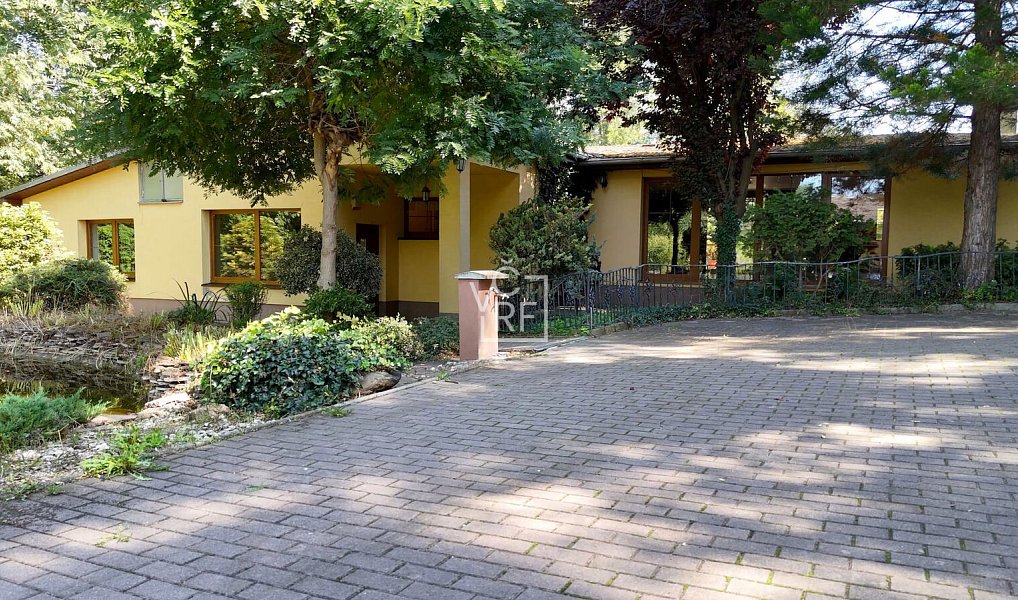 Prodej domu 260 m² s pozemkem 1 754 m², Mělník – náhled fotky 20