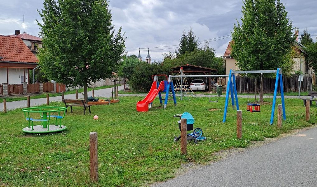 Prodej domu 62 m² s pozemkem 581 m², Chrast – náhled fotky 2