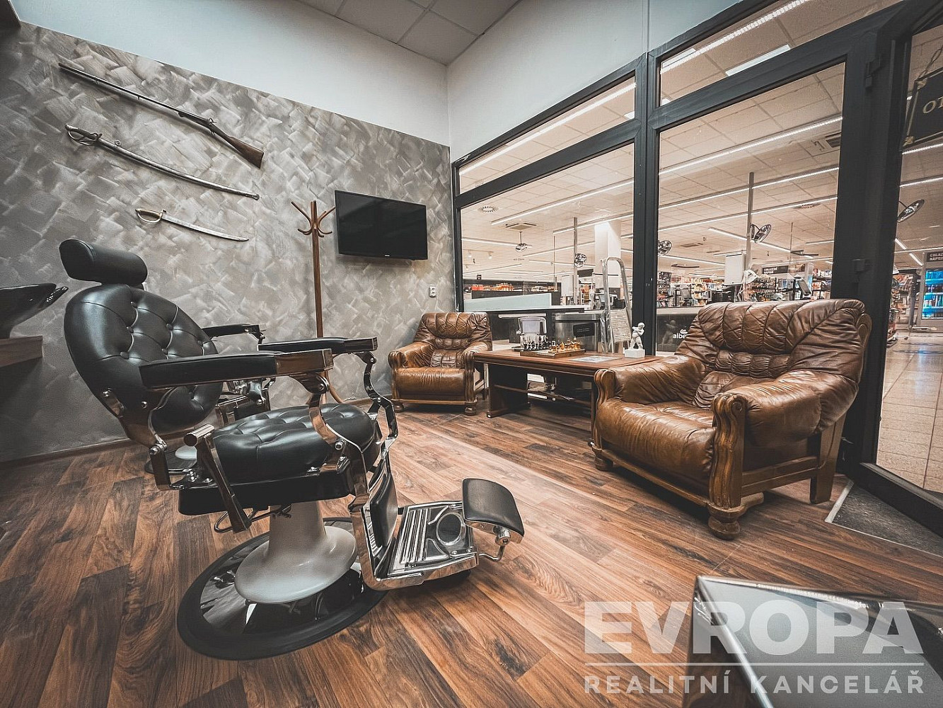 Prodej obchodních prostor 120 m²
