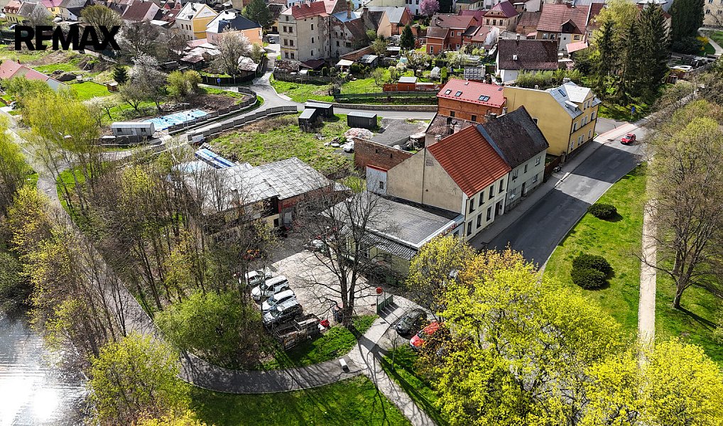 Prodej obchodních prostor 200 m², Planá – náhled fotky 23