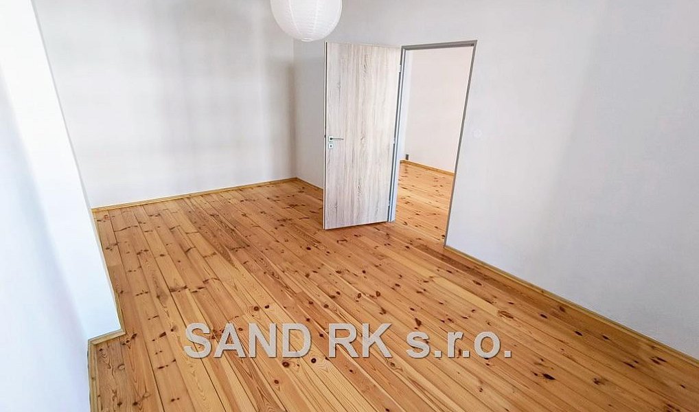 Prodej bytu 4+1 130 m², Plzeň – náhled fotky 16