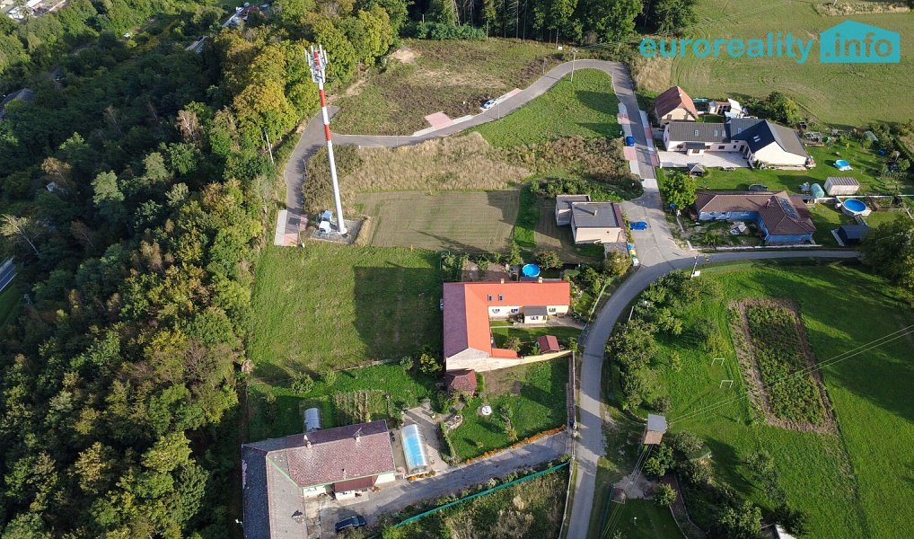 Prodej stavebního pozemku 1 211 m², Niměřice – náhled fotky 3