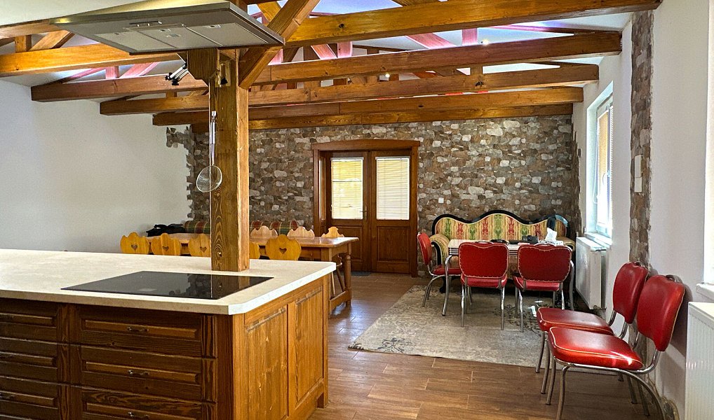 Prodej domu 350 m² s pozemkem 2 784 m², Hošťka – náhled fotky 14