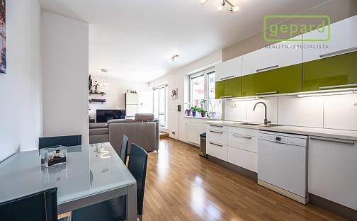 Prodej bytu 3+kk 80 m², Wiesenthalova, Praha 5 - Řeporyje