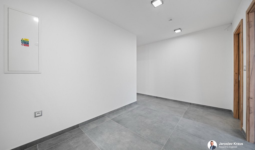 Prodej domu 134 m² s pozemkem 176 m², Nová Paka – náhled fotky 13